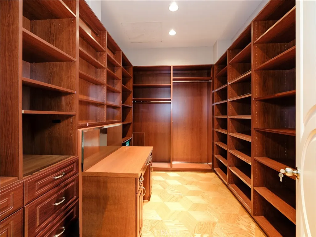 Additional image 36 of 18047 Karen Drive, Encino, CA 91316