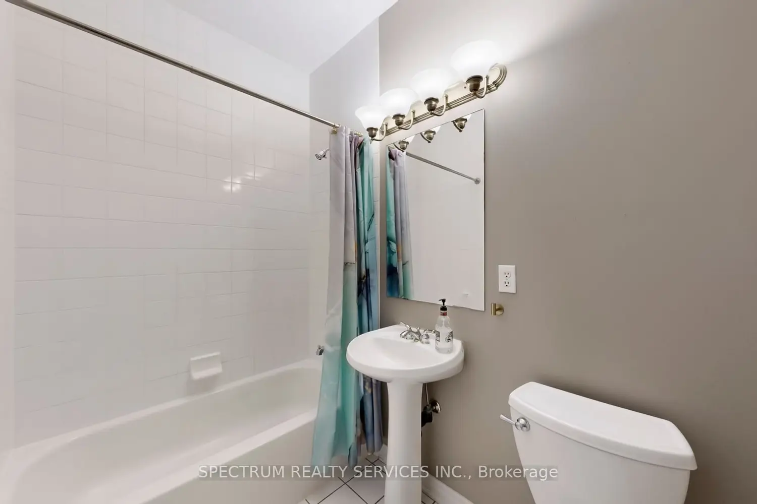 Additional image 10 of 8 Westacott Avenue