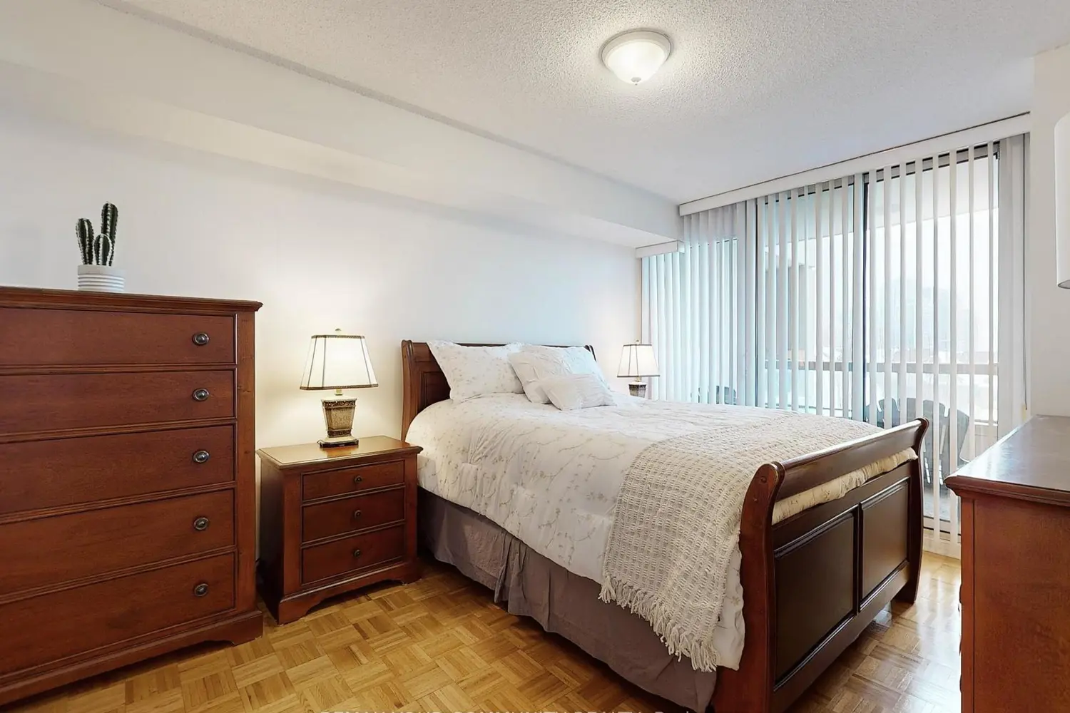 Additional image 16 of 19 Northern Heights Street 412