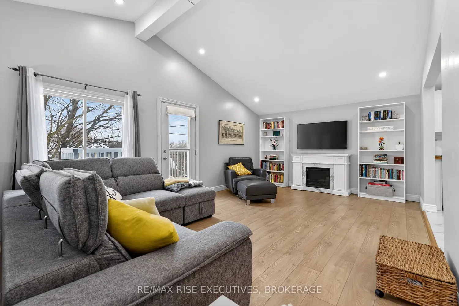 Additional image 3 of 1302 Montreal Street