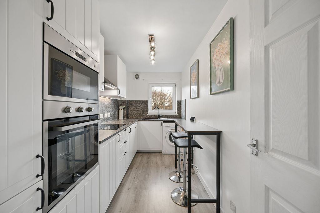 Additional image 7 of 2 bed flat for saleSwift Brae, Livingston EH54