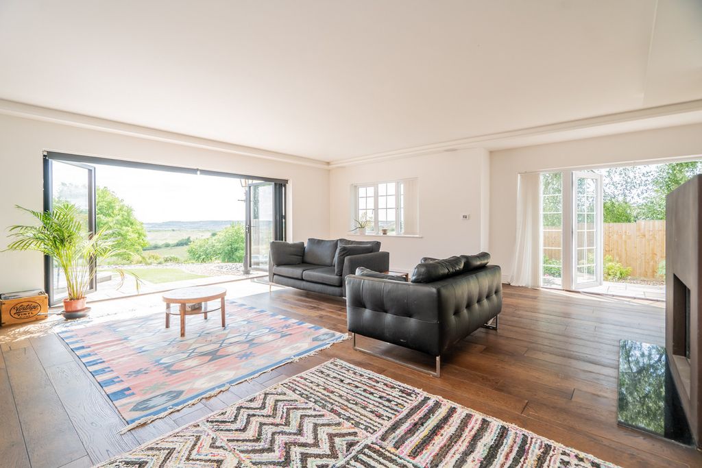 Additional image 15 of 9 bed detached house for saleWood End Road, Cranfield, Bedfordshire MK43