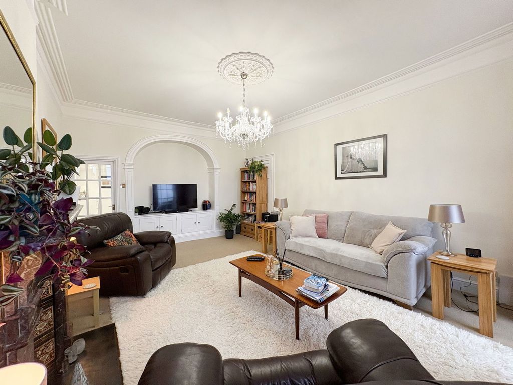 Additional image 2 of 3 bed flat for saleWindsor Terrace, Clifton BS8