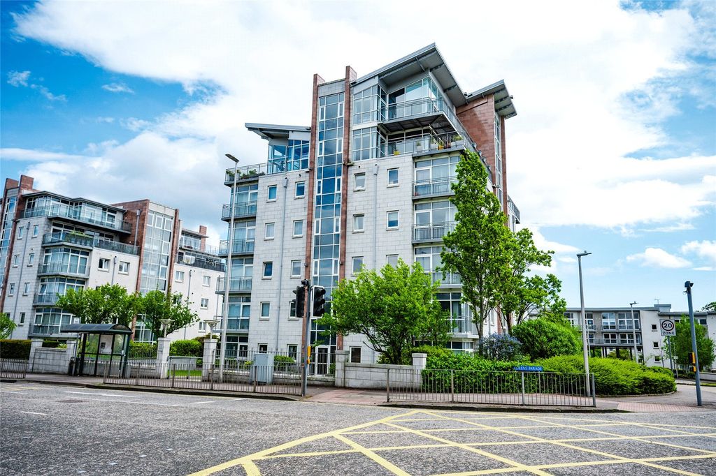 Additional image 30 of 3 bed flat for sale79 Queens Highlands, Aberdeen AB15