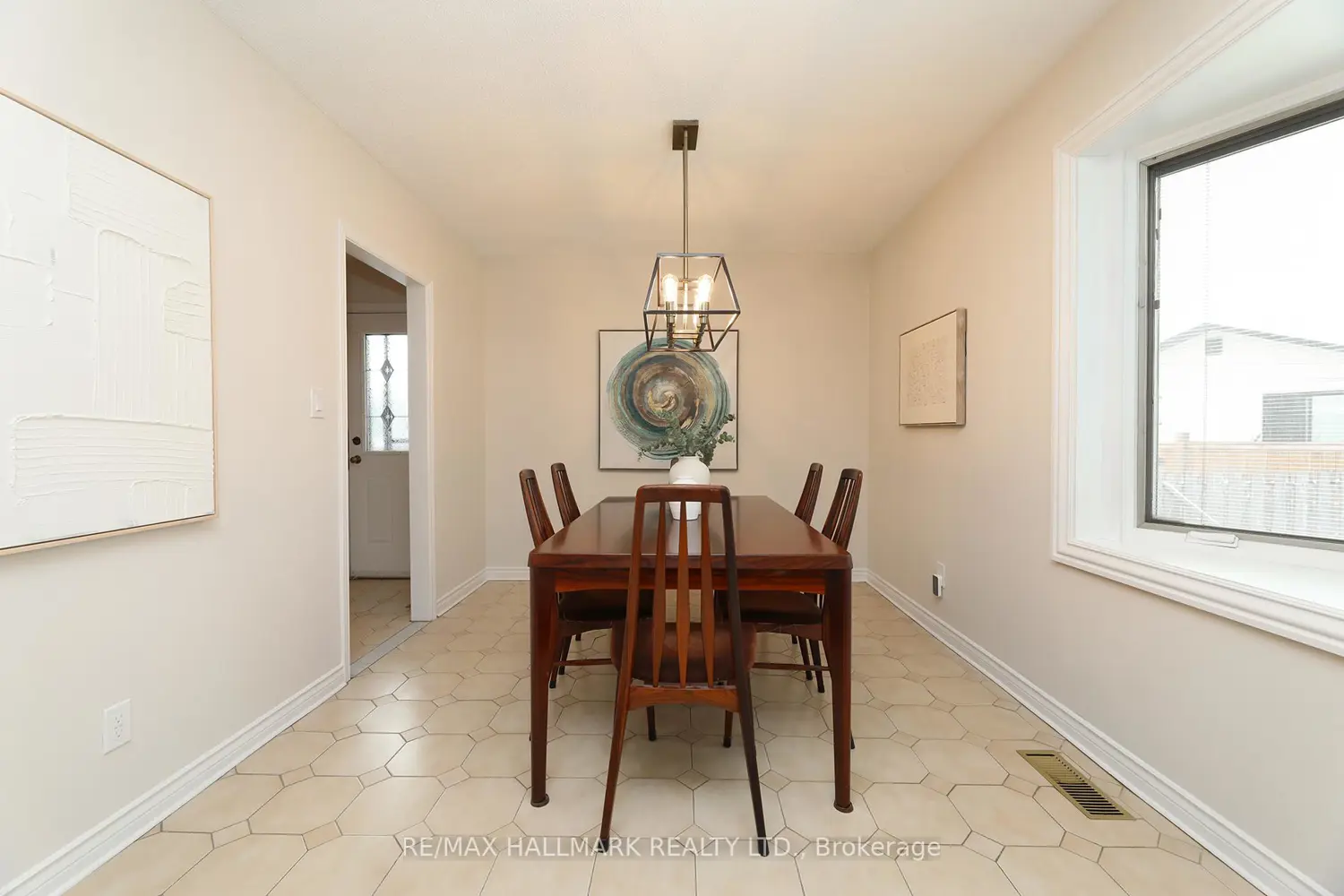 Additional image 7 of 70 Lavington Drive