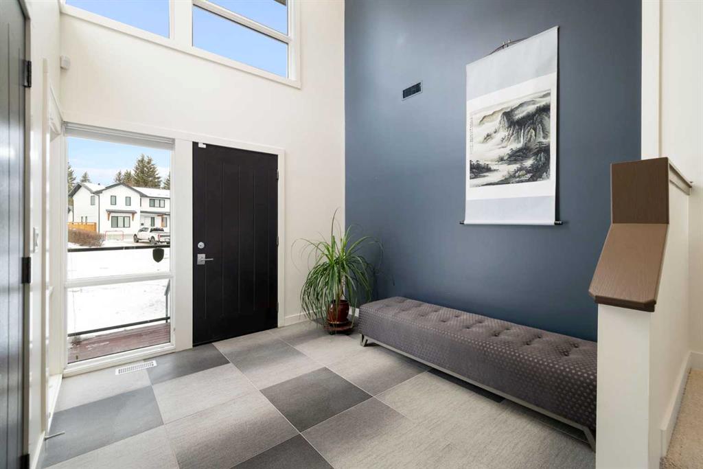 Additional image 4 of 3323 Upton Place NW, Calgary, AB, T2N4G9