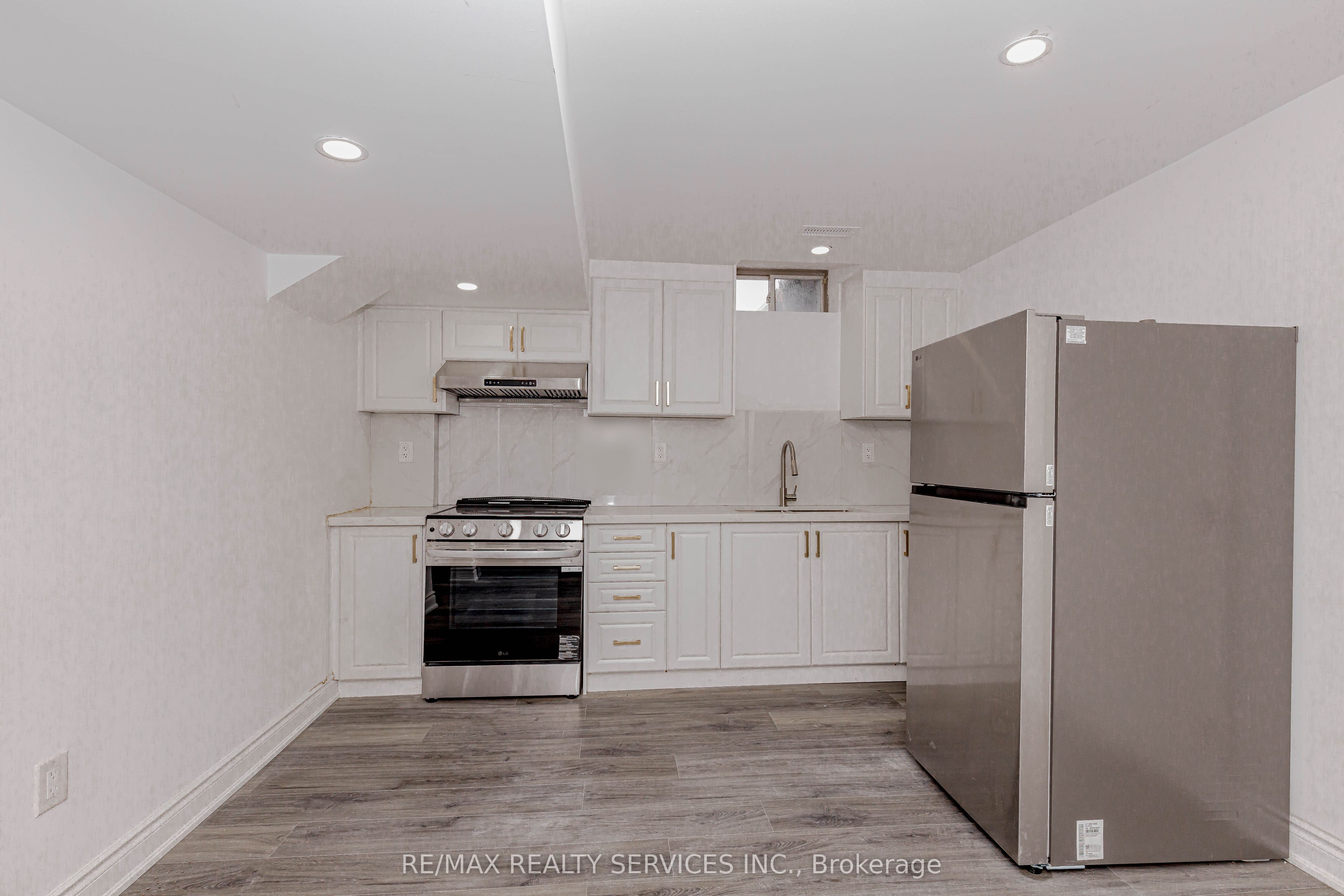 Additional image 5 of Lower-132 Bloomsbury Avenue, Brampton, ON, L6P 2X2