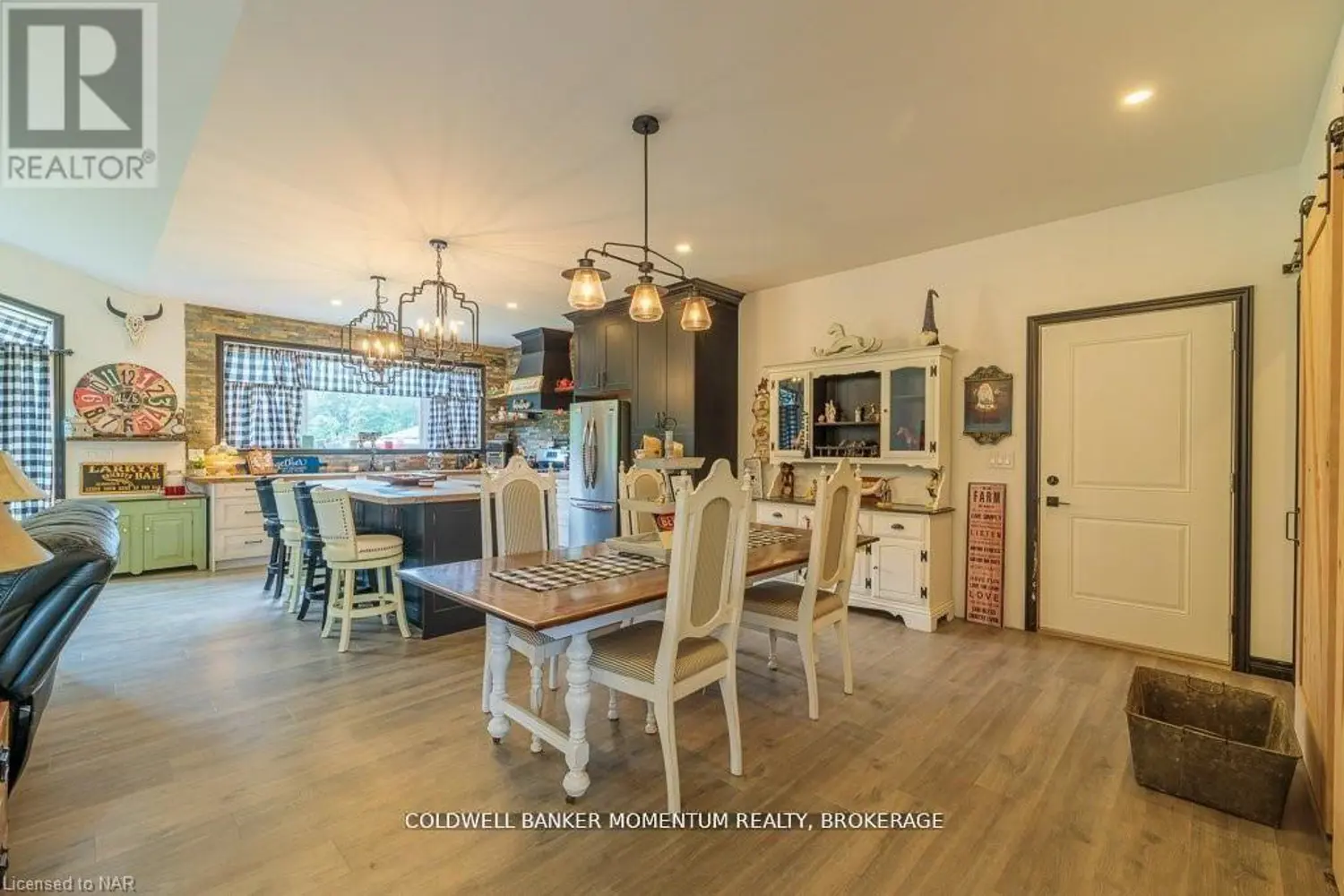 Additional image 6 of 2848 Mountain Road