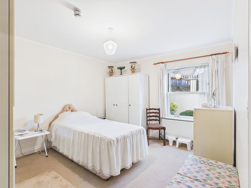 Additional image 6 of 2 bed flat for saleHafan Tywi, The Parade, Carmarthen SA31