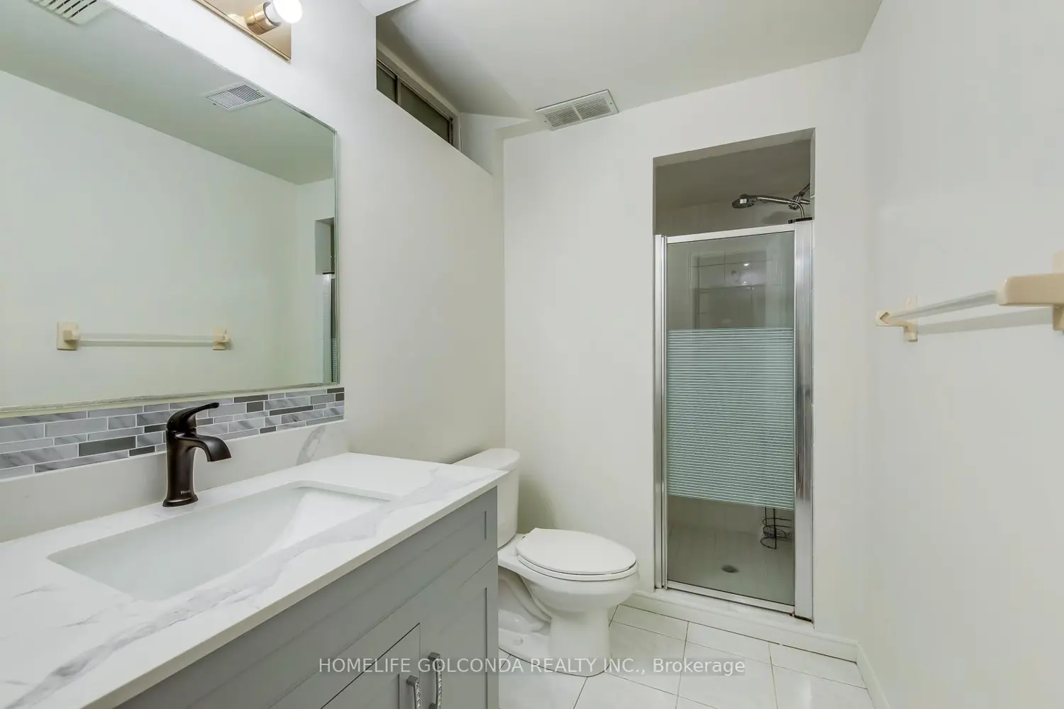 Additional image 16 of 2959 Kingsway Drive