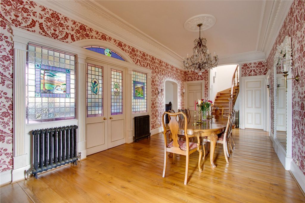 Additional image 2 of 4 bed flat for saleUpper Balcairn, 436 Blackness Road, Dundee DD2