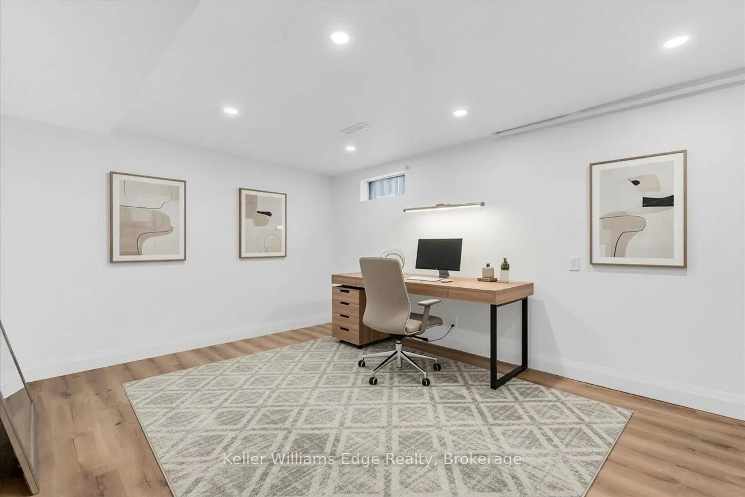 Additional image 20 of 10 Angus Road 17