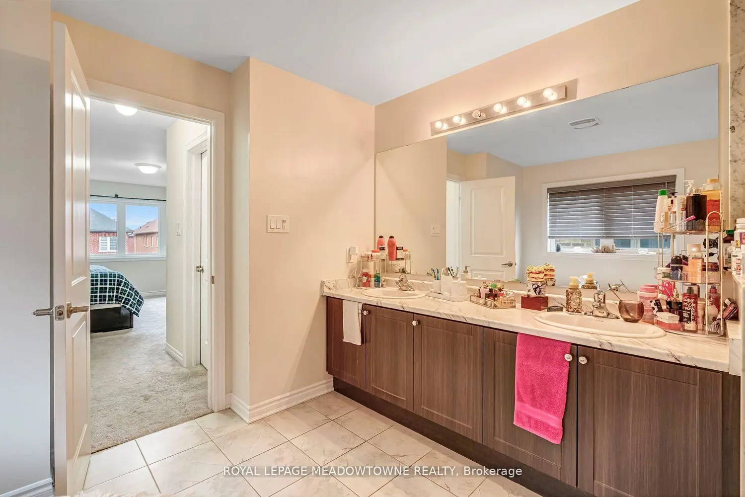 Additional image 10 of 1029 Barton Way