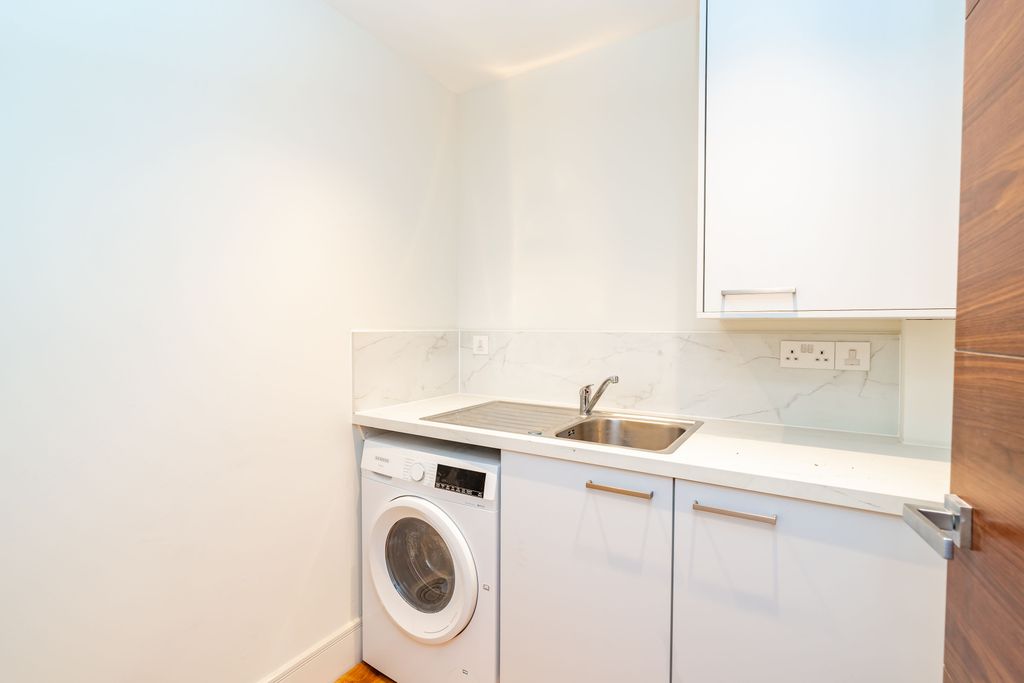 Additional image 18 of 3 bed flat for saleFlat 4, 9 Barnton Avenue West, Edinburgh EH4