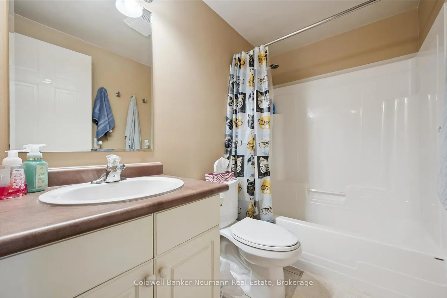 Additional image 7 of 124 Gosling Gardens 33