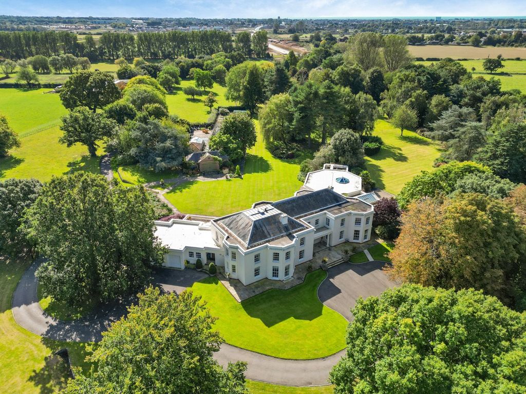 7 bed detached house for saleLyminster Road, Lyminster, Arundel, West Sussex BN17