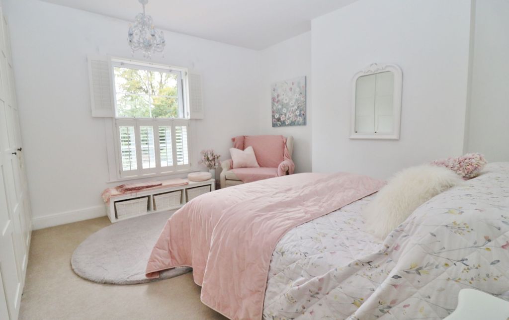 Additional image 20 of 4 bed semi-detached house for saleMoorhill Road, West End SO30