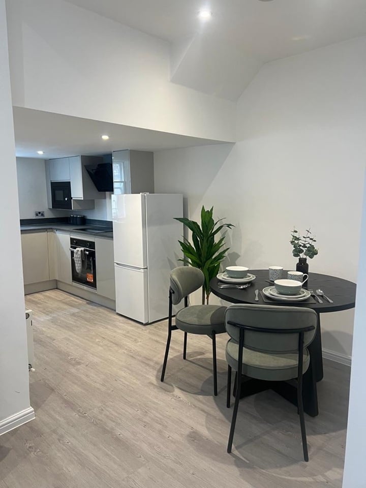 Additional image 8 of 1 Bed Flat, Earls Court Road, SW5, N1 7GU