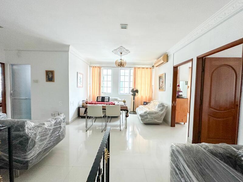 Additional image 5 of Nemesu Avenue