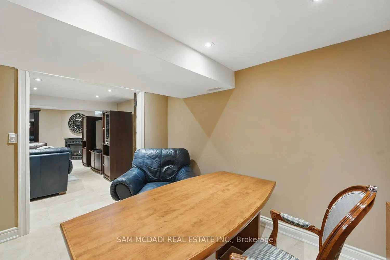 Additional image 15 of 215 Anastasia Terrace