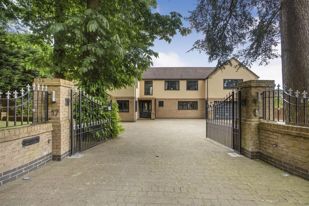 Additional image 4 of 5 bed detached house for saleHartopp Road, Sutton Coldfield B74