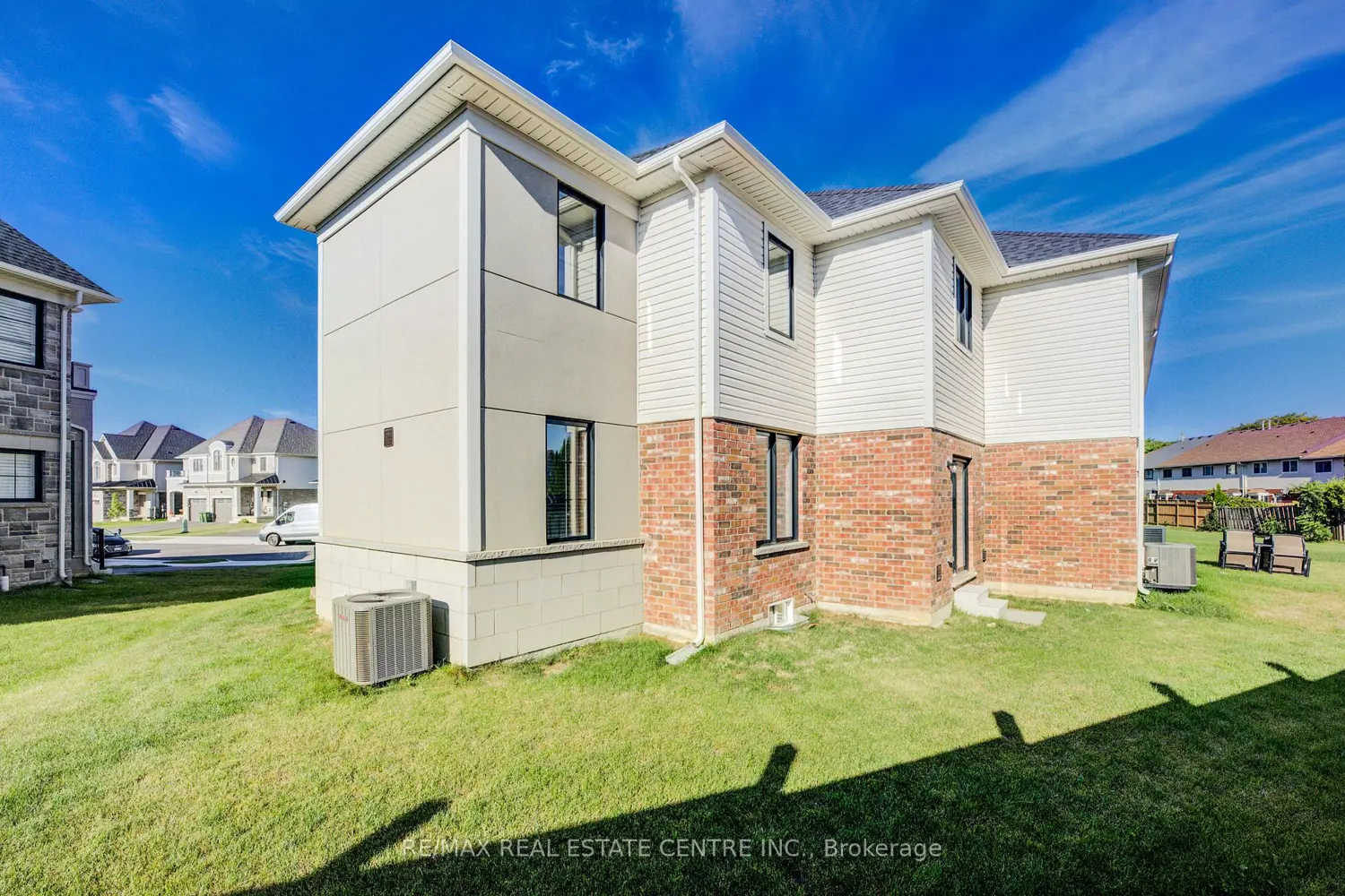 Additional image 17 of 43 Genoa Drive