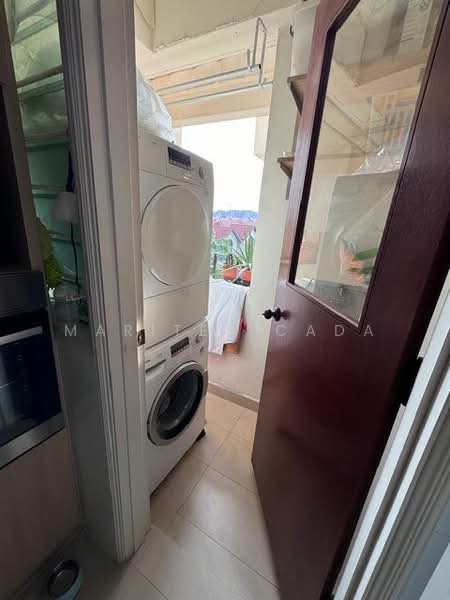 Additional image 14 of 23 Flora Road