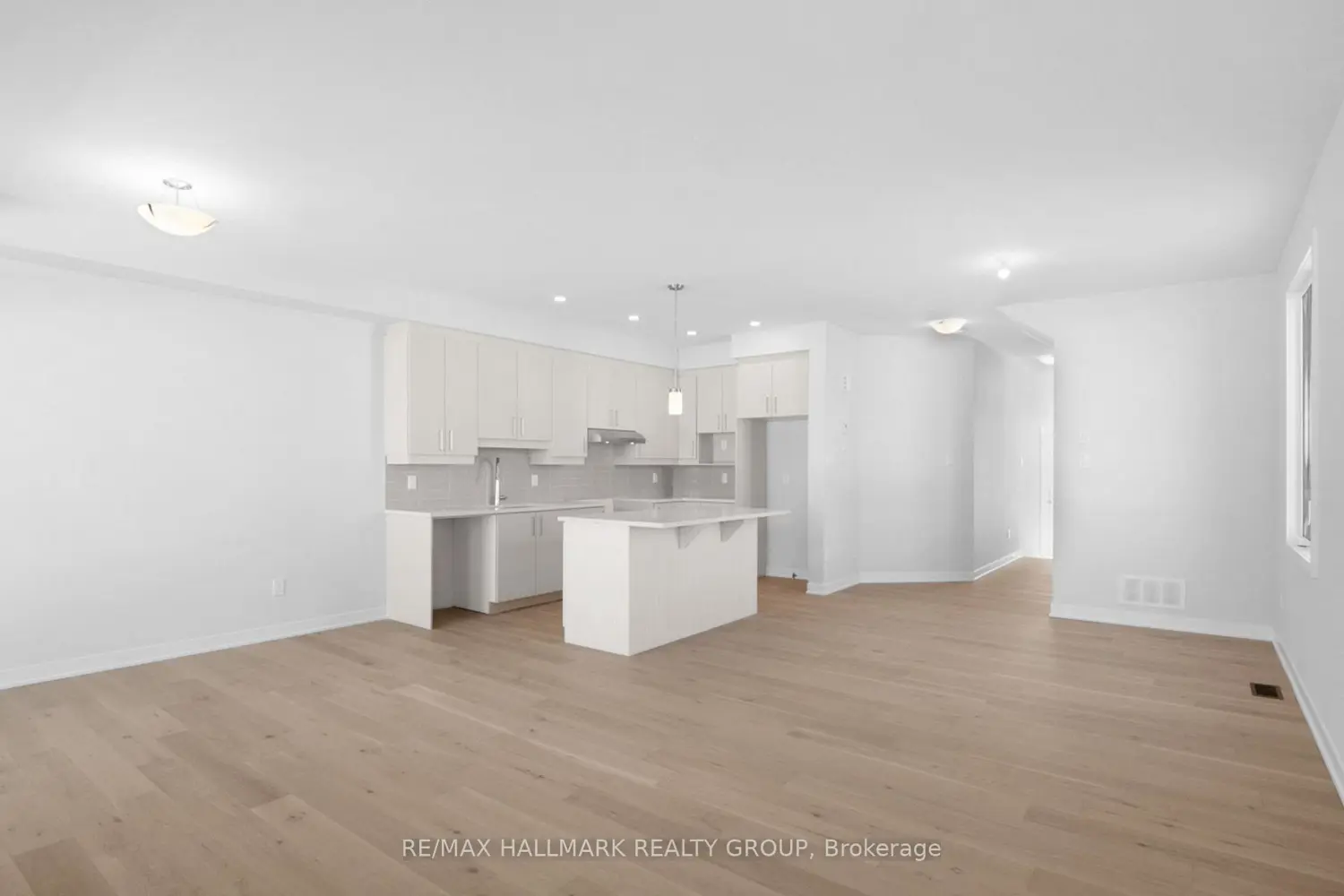 Additional image 4 of 1944 Hawker Private