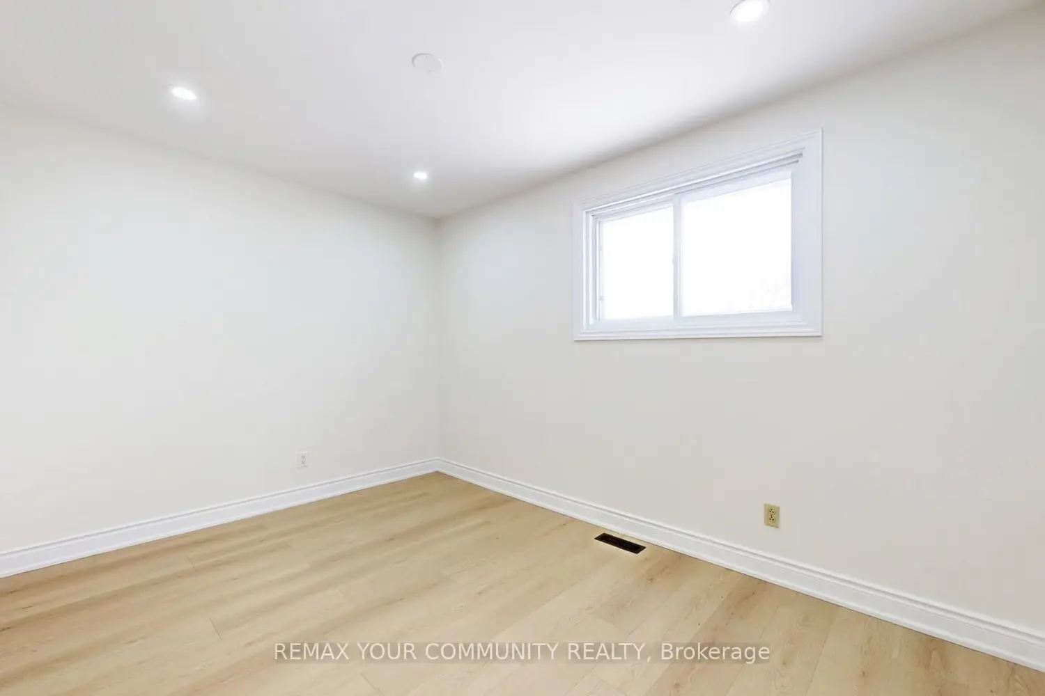 Additional image 11 of 14 Lonsdale Place