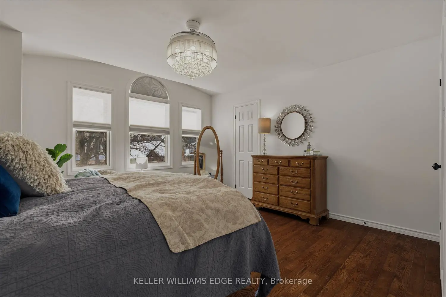 Additional image 8 of 5255 Lakeshore Road 20