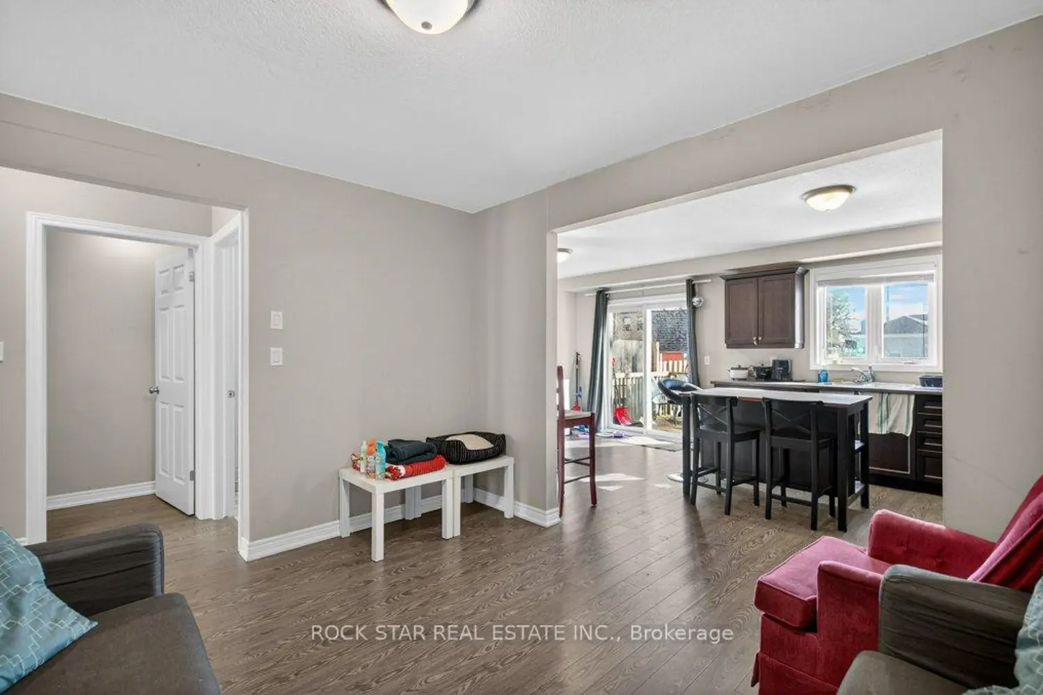 Additional image 4 of 205B Marlborough Street