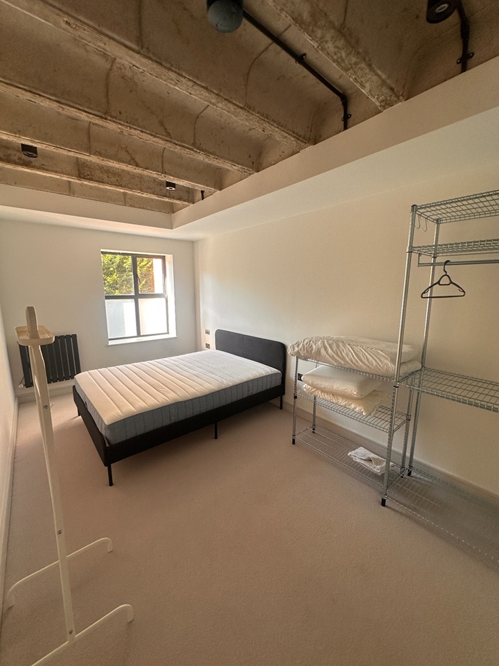 Additional image 11 of 2 Bed Flat, Hoxton Street, N1, N1 7GU