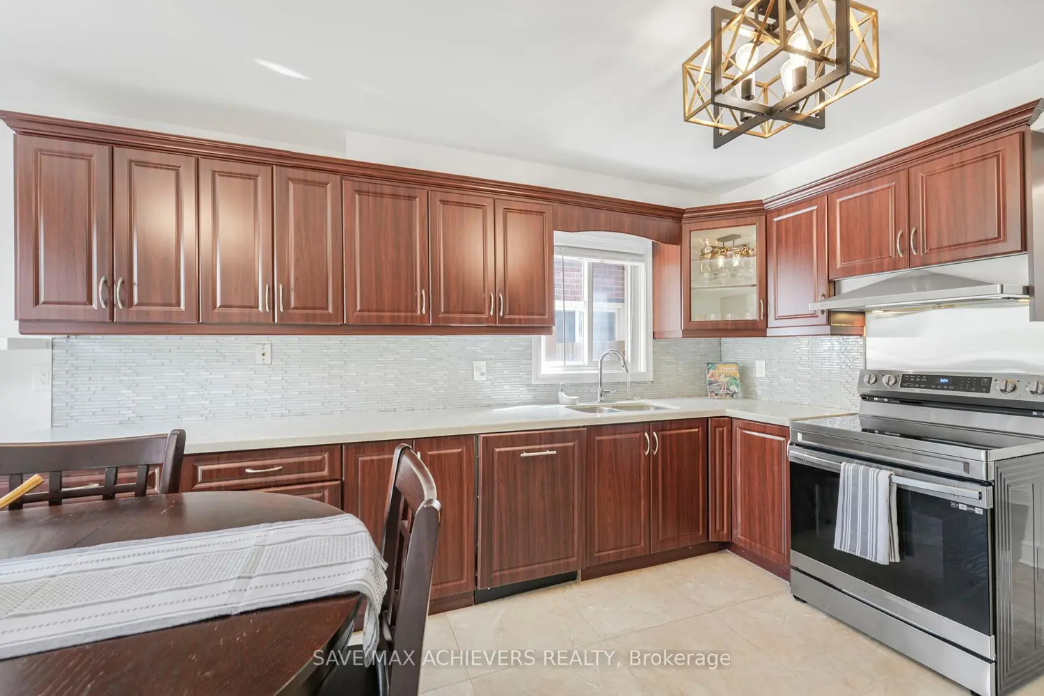 Additional image 13 of 4024 Longo Circle