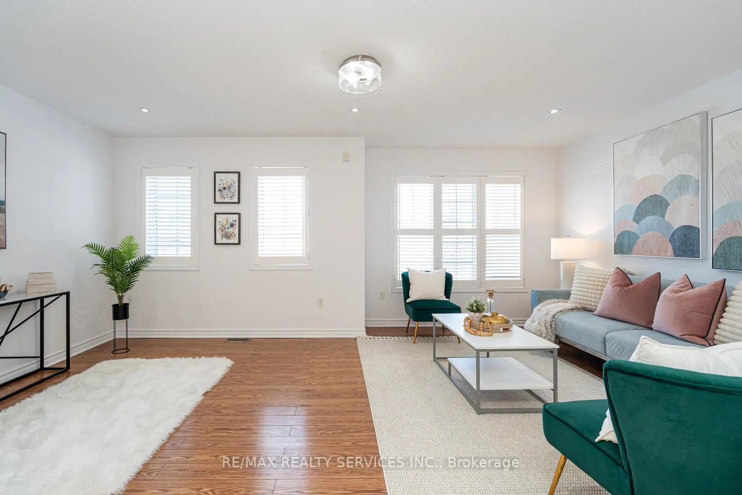 Additional image 14 of 67 Decker Hollow Circle