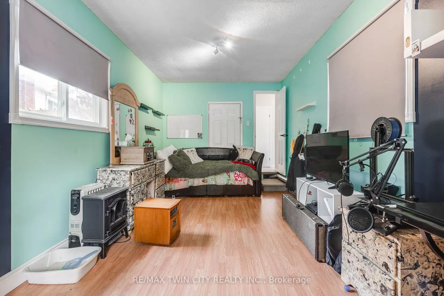 Additional image 5 of 36 Angela Crescent