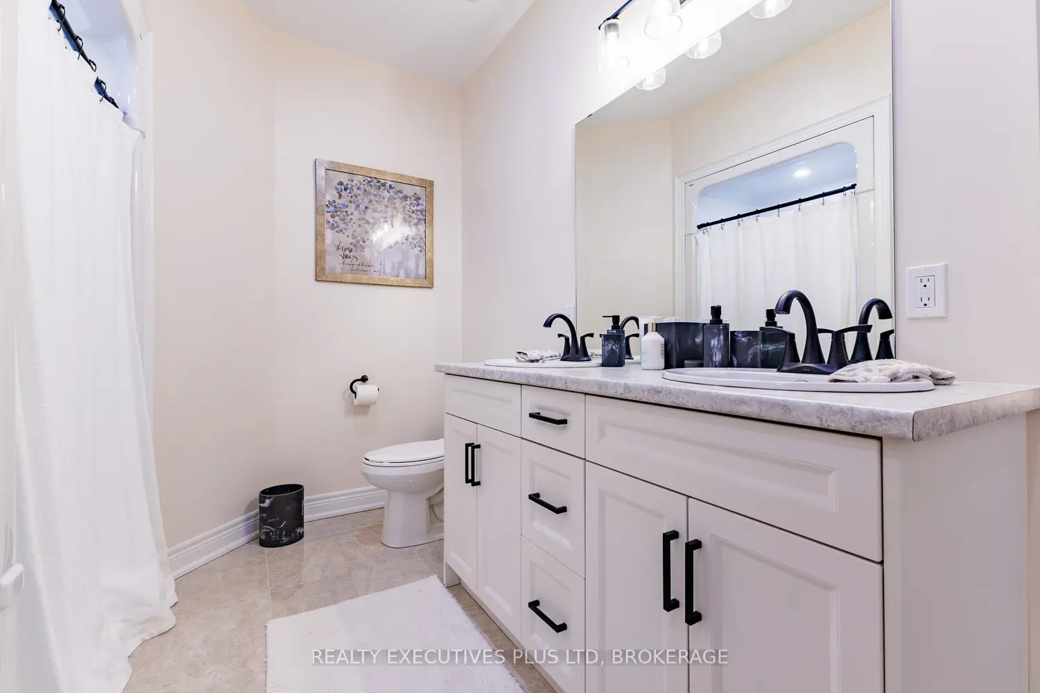 Additional image 17 of 504 Royal Ridge Court