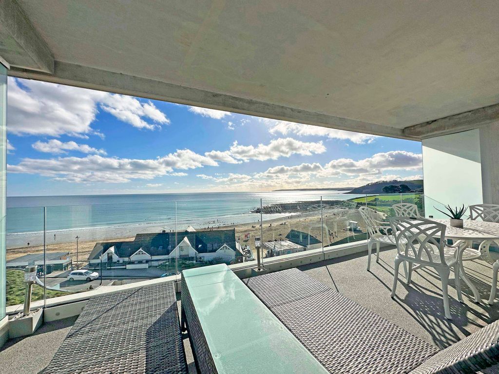 Additional image 9 of 3 bed flat for saleCliff Road, Falmouth, Cornwall TR11