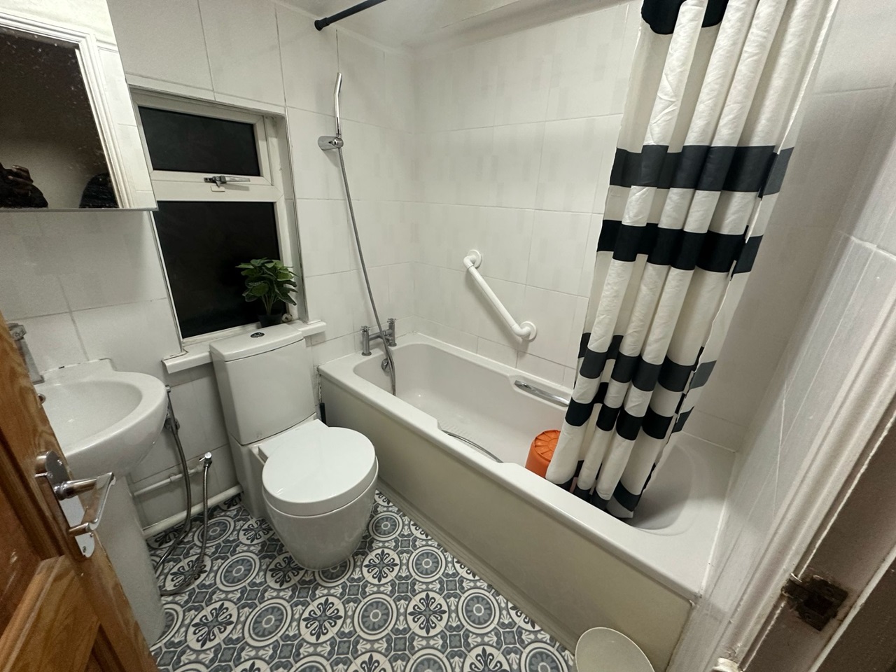 Additional image 6 of 6 Bed Terraced House, Hugh Road, B10, N1 7GU