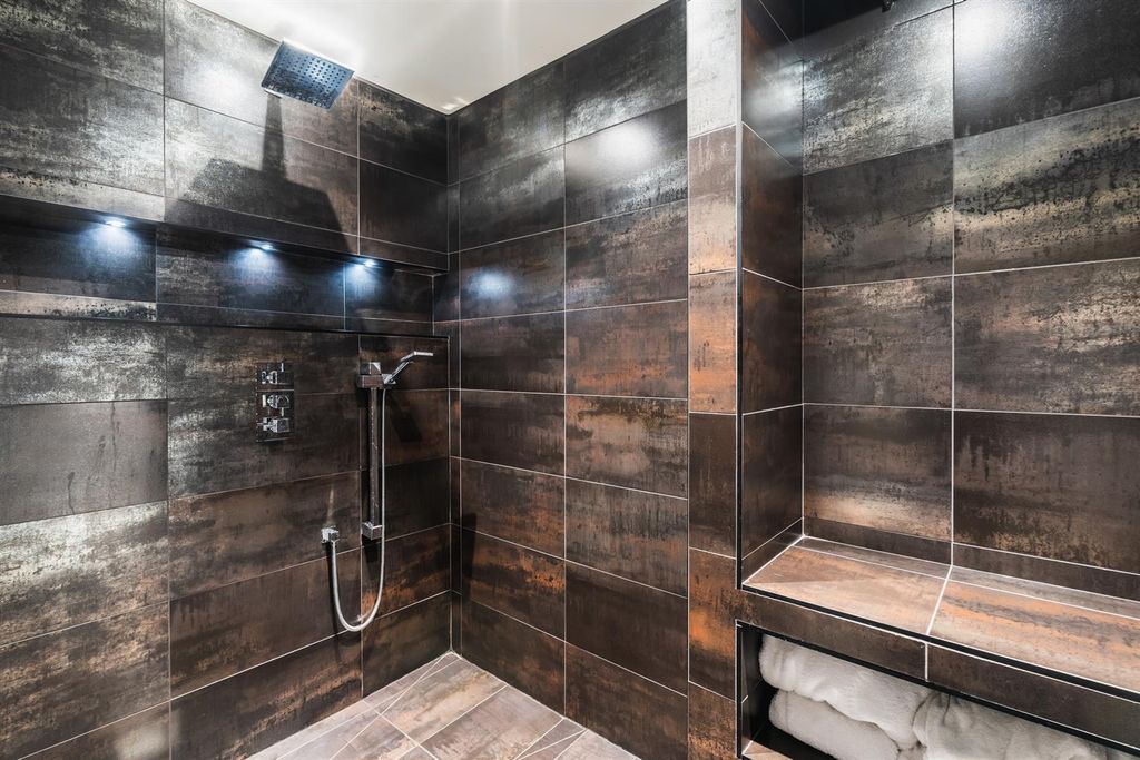Additional image 33 of 4 bed detached house for sale72 Kiveton Lane, Todwick, Sheffield S26