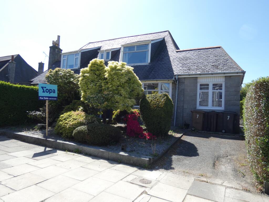 Camperdown Road, Aberdeen, AB15