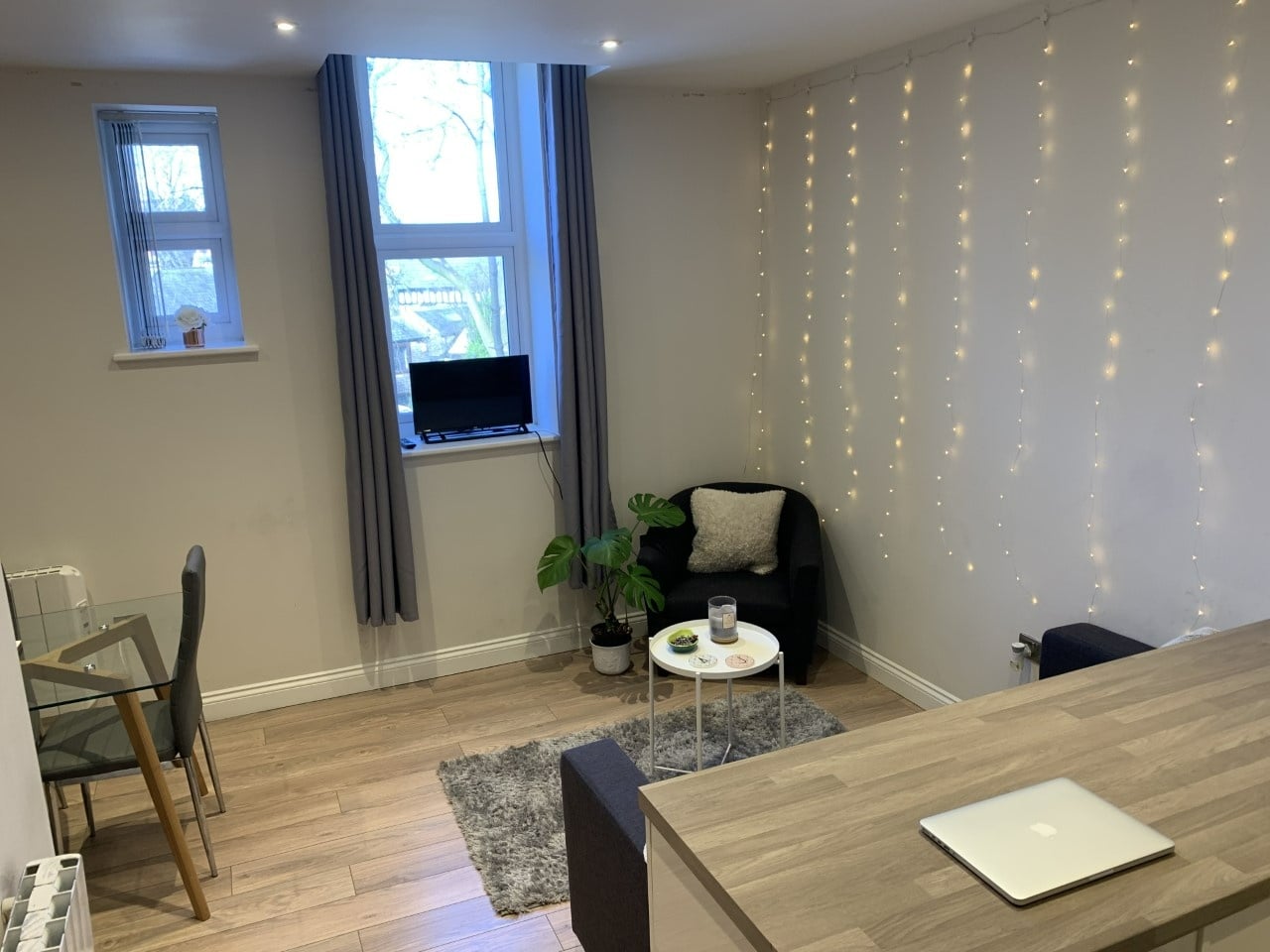 Additional image 7 of 2 Bed Flat, Headingley Lane, LS6, N1 7GU