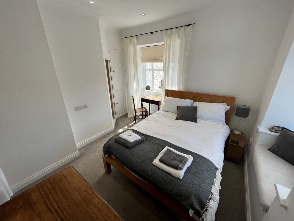 Additional image 7 of 2 bed flat for saleSouth John Street, New Quay SA45