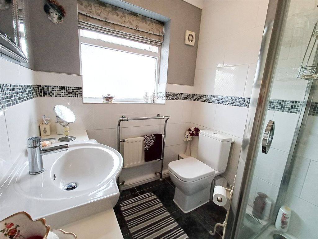 Additional image 8 of 2 bed flat for saleRest Bay Court, Rest Bay Close, Porthcawl CF36