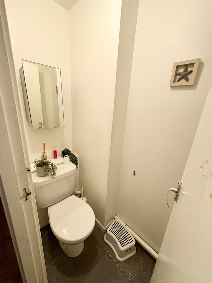 Additional image 6 of Room in a Shared House, Roslin House, E1W, N1 7GU
