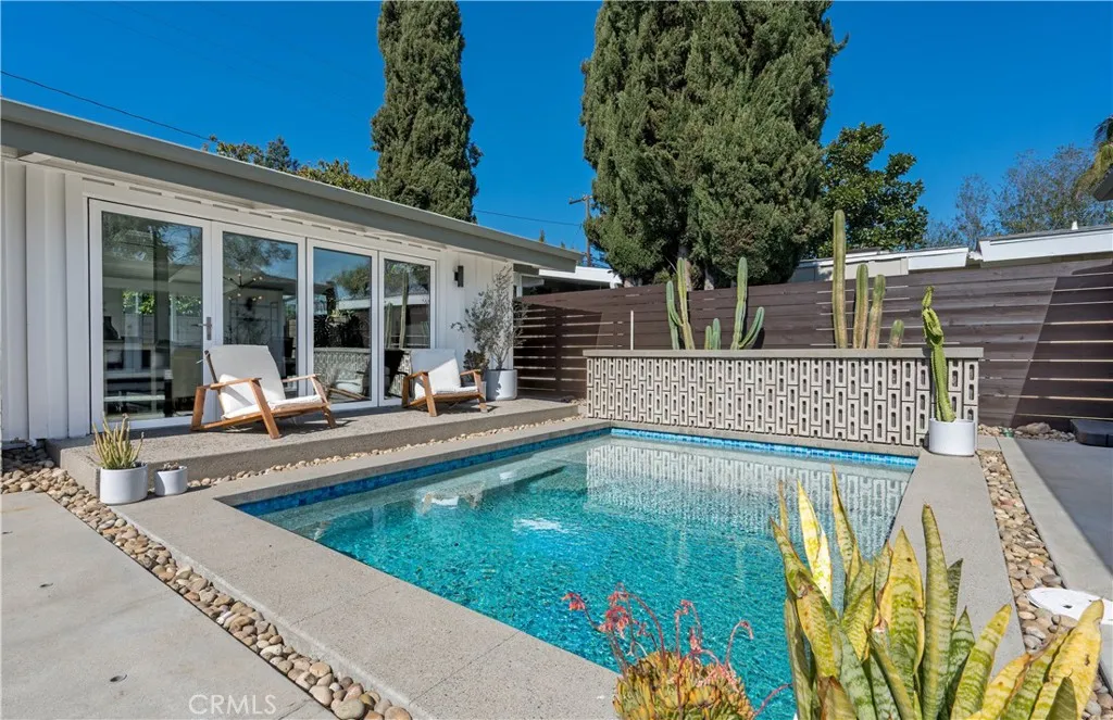 3269 Karen Avenue, Long Beach, CA 90808