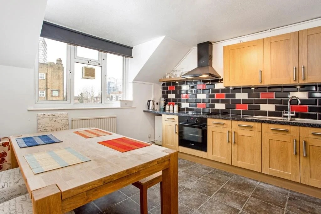 Additional image 5 of 2 Bed Flat, Battersea, SW11, N1 7GU