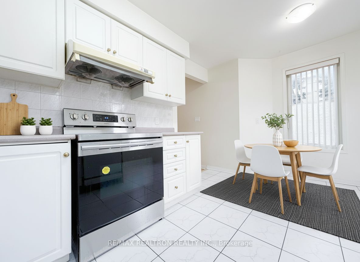 Additional image 5 of 201-29 Rosebank Drive, Toronto, ON, M1B 5Y7