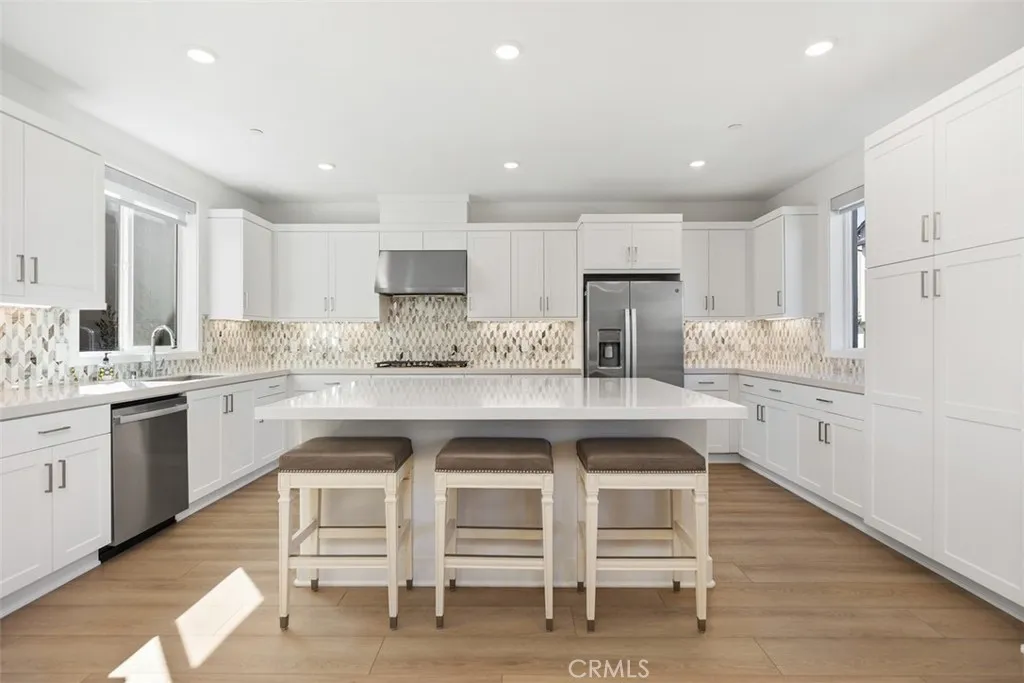 Additional image 88 of 218 Sora, Irvine, CA 92618