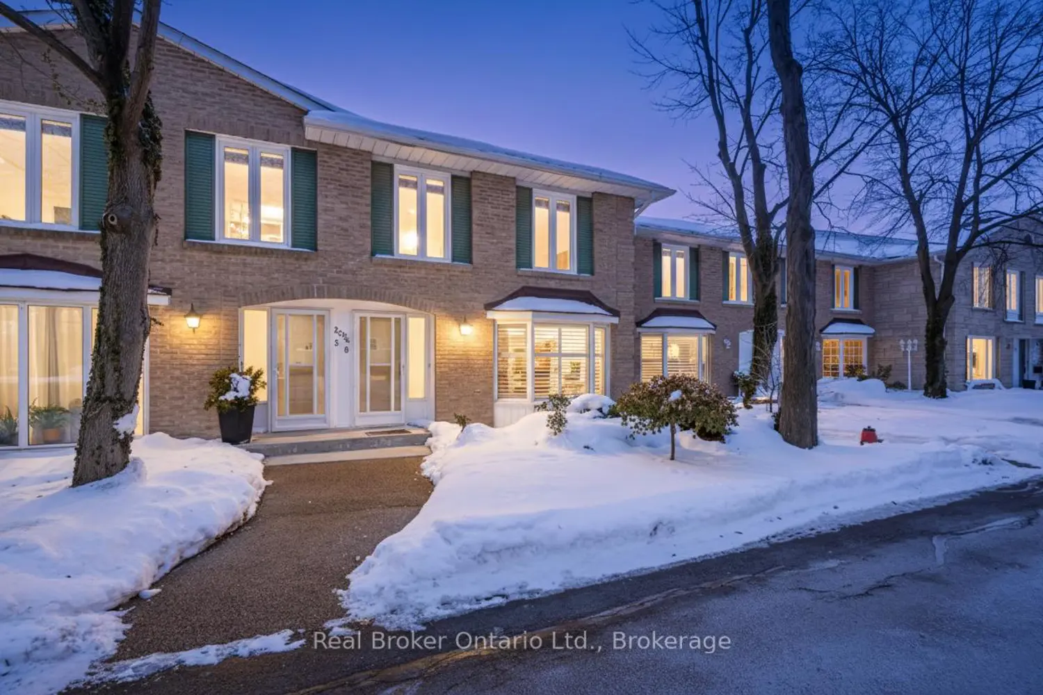 Additional image 17 of 2054 Brant Street 6