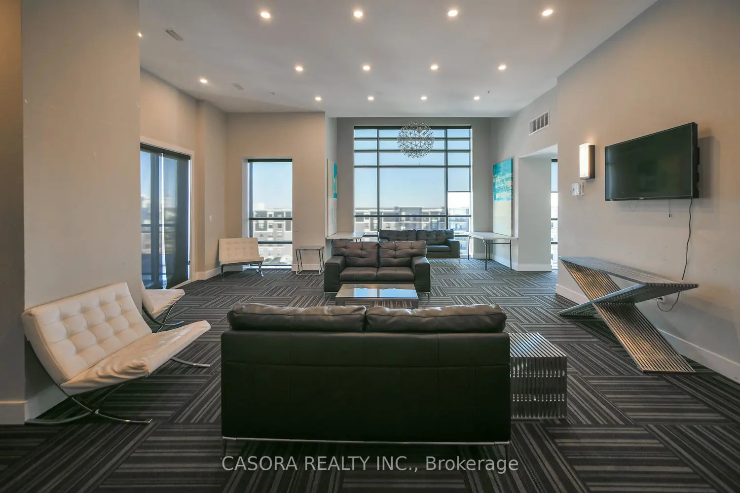 Additional image 19 of 640 Sauve Street 111